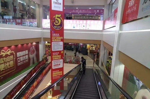 广州白云区石井,工厂搬了,街头巷尾一片寂静,外来务工人员走了